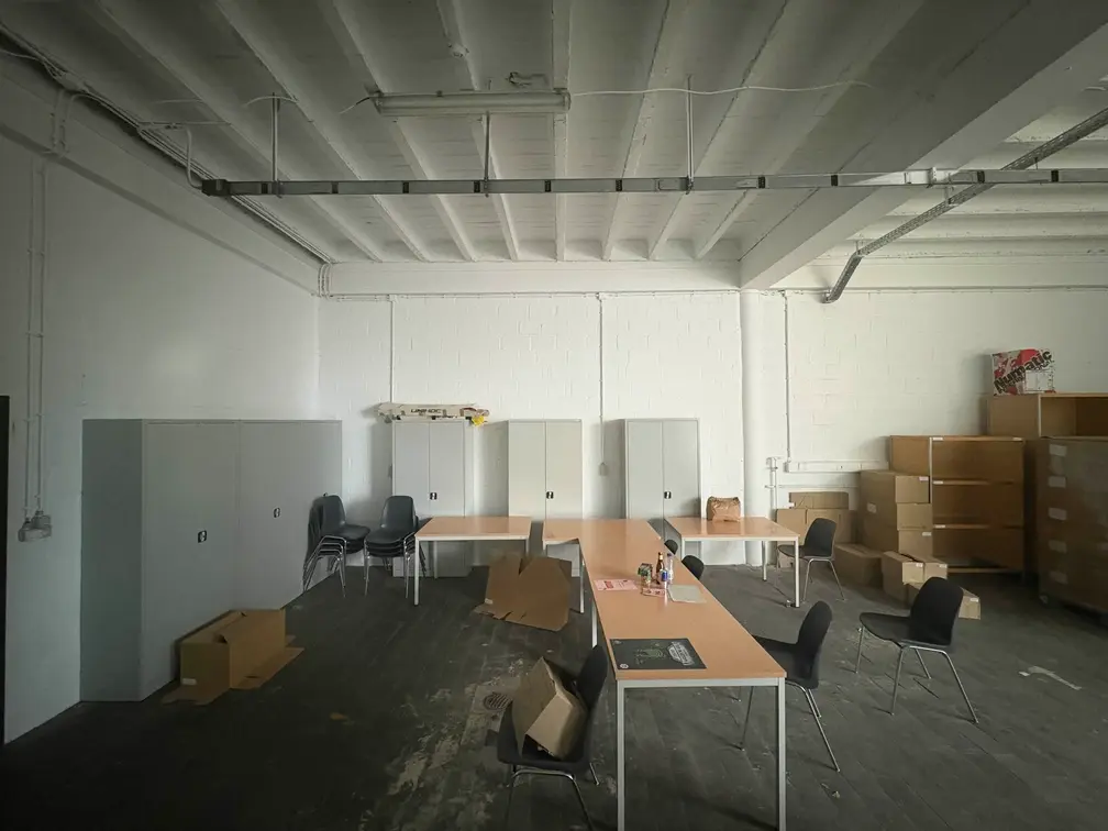 Vue sur la première moitié de la salle A084